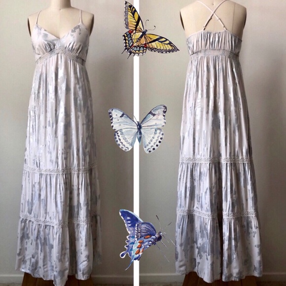 Mossimo Supply Co. Dresses & Skirts - Mossimo cream silver lace maxi dress. Size M